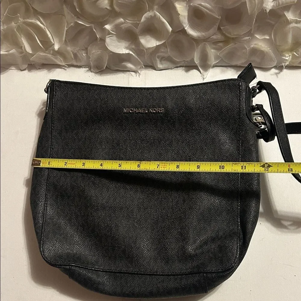 Michael Kors Black Shoulder Bag - Picture 6 of 6
